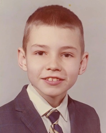 As a kid, he was so poor that he lived in a tent. He worked as a janitor after school just to help out. Today, he’s one of the greatest actors ever. His name and full story are in the comments below