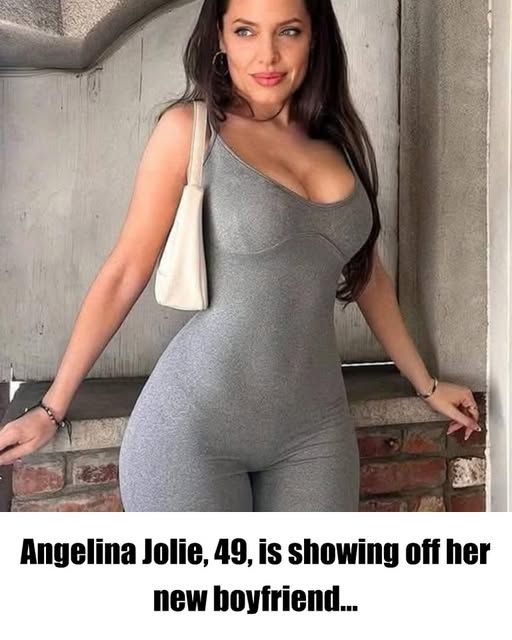 šÆAngelina Jolie, 49, is showing off her new boyfriend⦠and you better sit down, because you might recognize him! šÆAngelina Jolie, 49, is showing off her new boyfriend⦠and you better sit down, because you might recognize him!